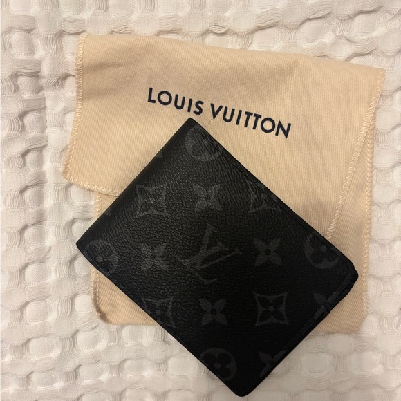 Black Louis Vuitton Wallet - Picture 1 of 7
